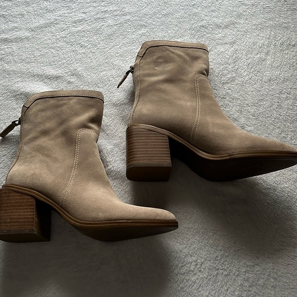 Vince Camuto Shoes - Vince Camuto Boots